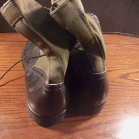 DEC 1966 BATA VIETNAM ERA SPIKE PROTECTIVE COMBAT sz14N  display picture 1